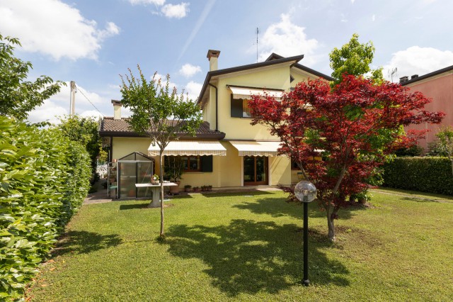 Casa Bifamiliare/Schiera in Vendita a Quarto d'Altino